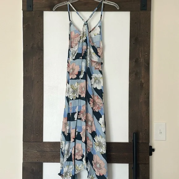 Oneill blue floral Aries midi dress size medium - Picture 9 of 9